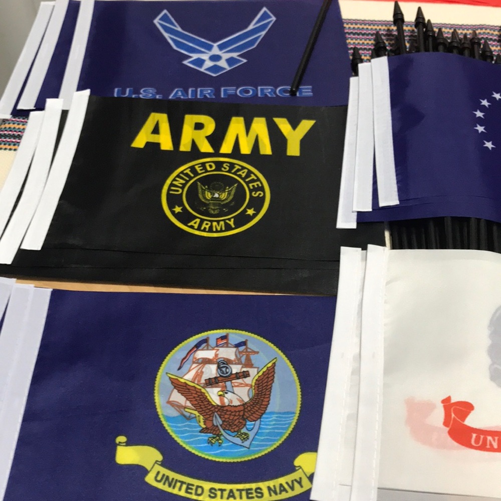 Military flags - Picture 9 of 12